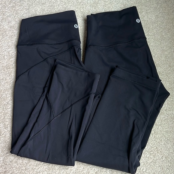 lululemon athletica Pants - TWO Lululemon 21” Cropped Leggings